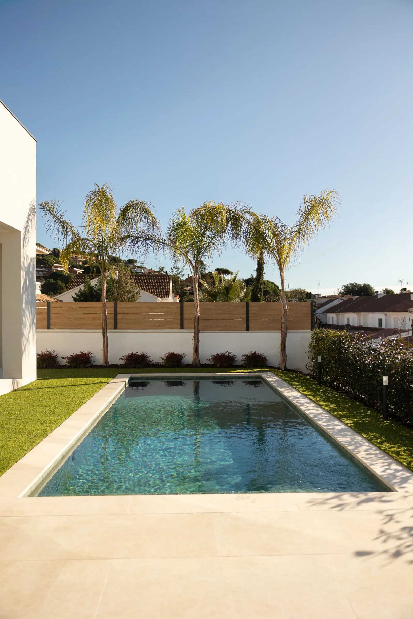 Seguimiento de mantenimiento en un jardín residencial