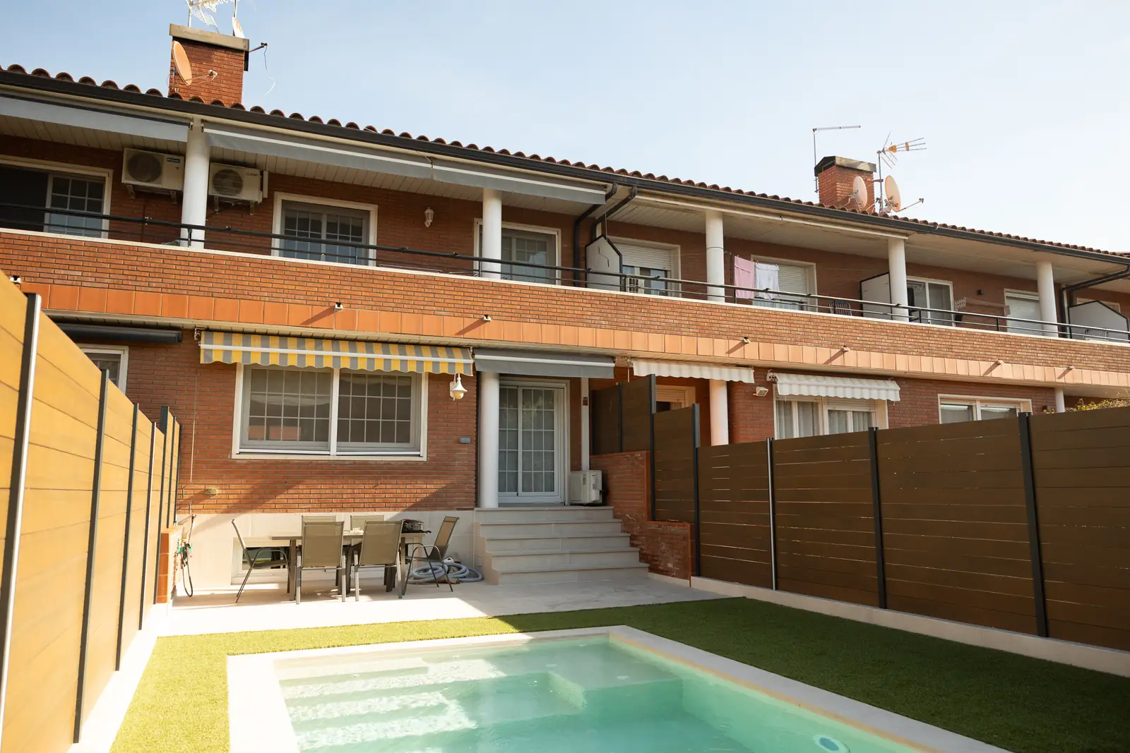 Ahorro de Agua en la Piscina: La Eficacia de los Filtros de Cartucho