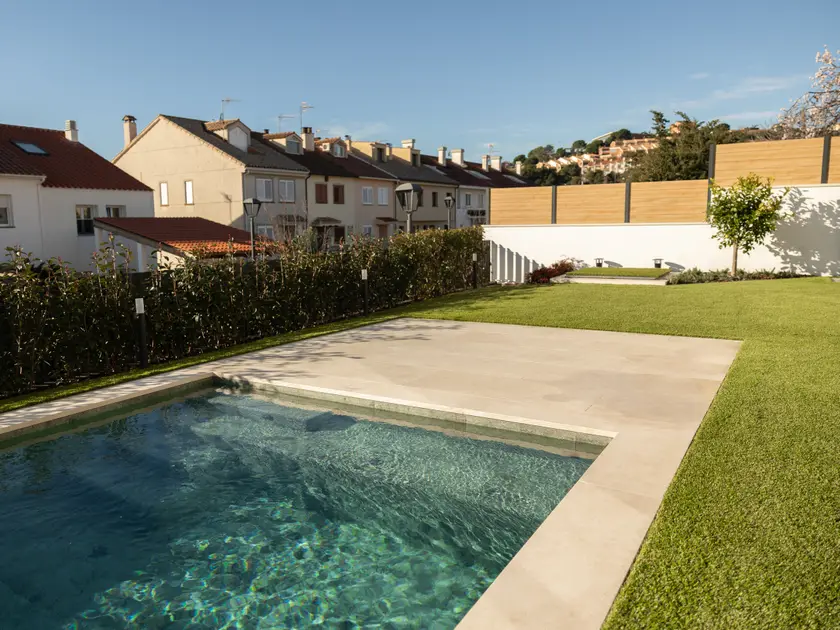 Proyecto de piscina Ardenas Marfil & Bali | Teià